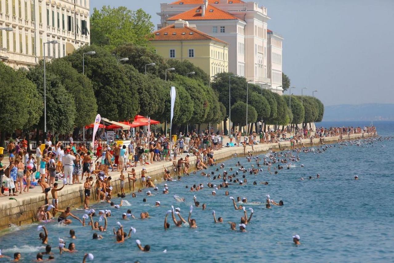 Apartments Mira Zadar Exterior photo